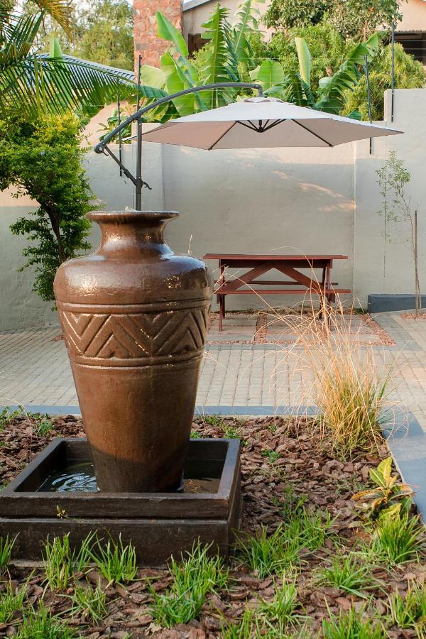 Vinique Guesthouse Mbombela Zewnętrze zdjęcie